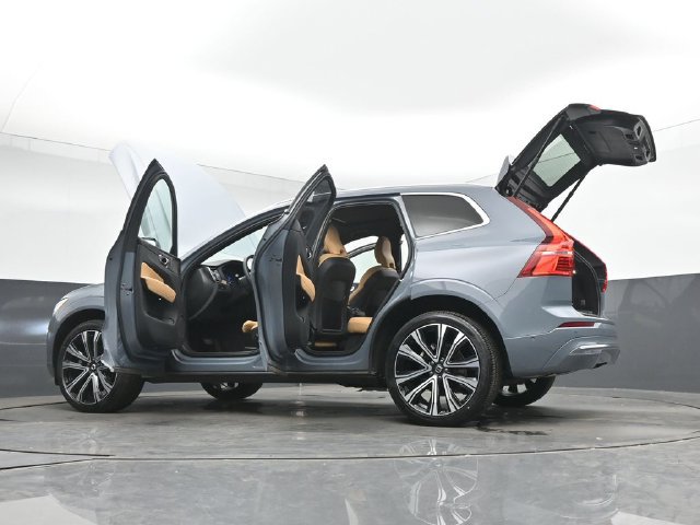 Used 2023 Volvo XC60 B5 Ultimate AWD/4WD image 56