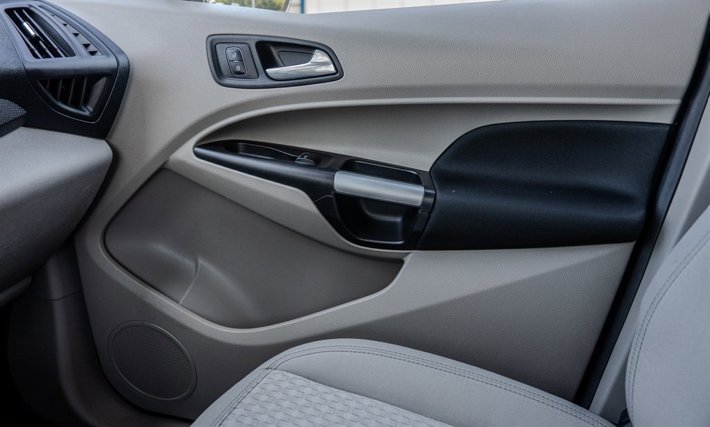 Used 2019 Ford Transit Connect XLT image 23