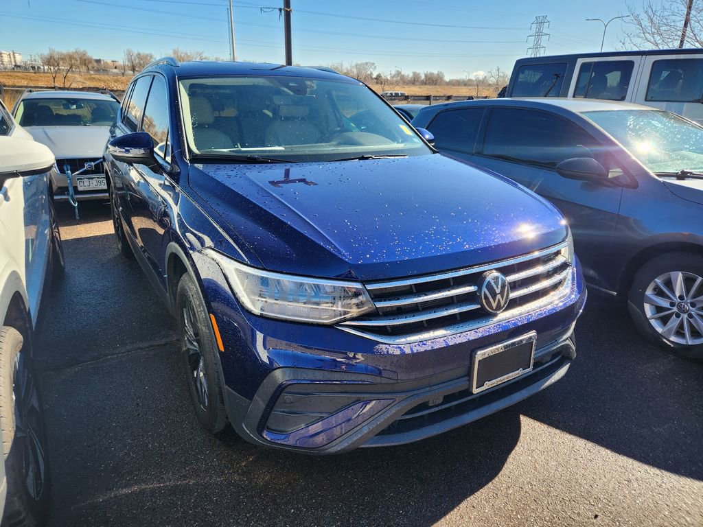 Used 2024 Volkswagen Tiguan SE w/ MDO Package, Two-Row