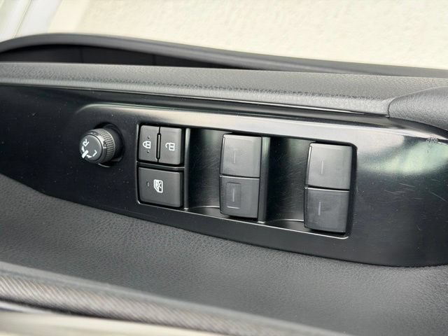 Used 2025 Toyota Camry LE FWD image 18