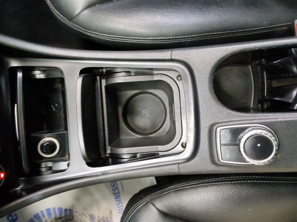 Used 2015 Mercedes-Benz GLA 250 4MATIC image 28