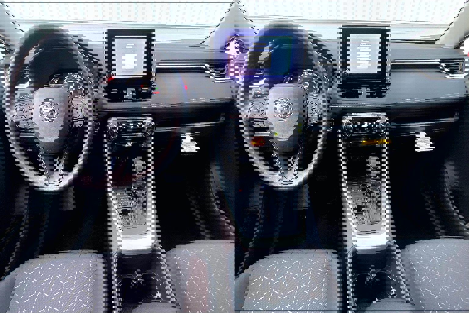 New 2025 Toyota RAV4 XLE image 6