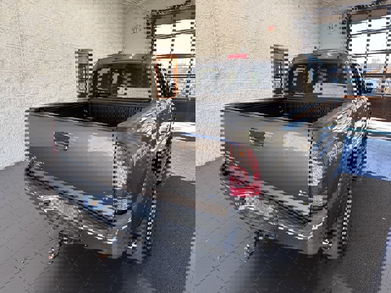 Used 2015 Toyota Tacoma 4x4 Double Cab image 7