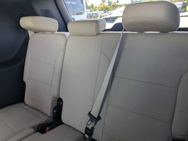 Used 2026 Buick Enclave Preferred w/ Power Package FWD image 18