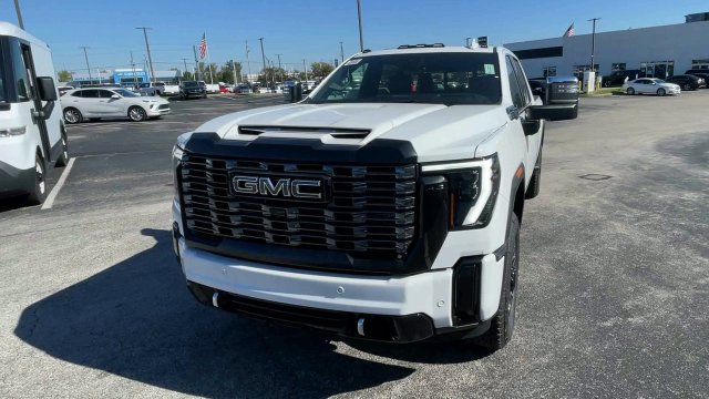 New 2026 GMC Sierra 2500 Denali Ultimate w/ Max Trailering Package AWD/4WD image 5