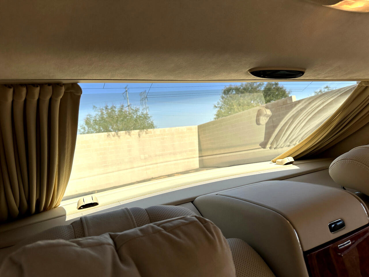 Used 2004 Maybach 57 image 60