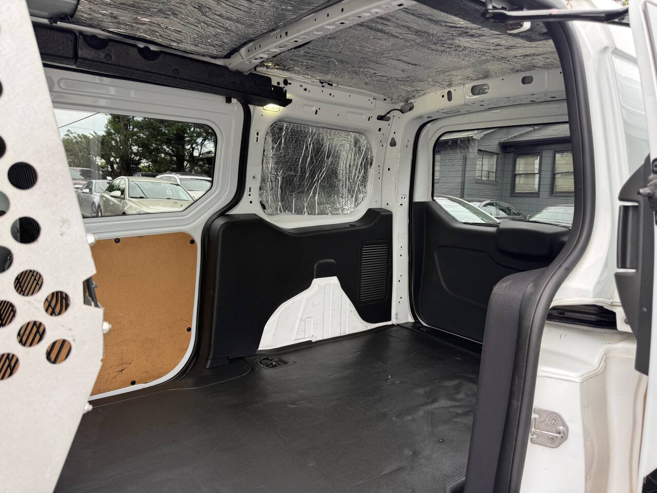 Used 2017 Ford Transit Connect XL FWD image 11