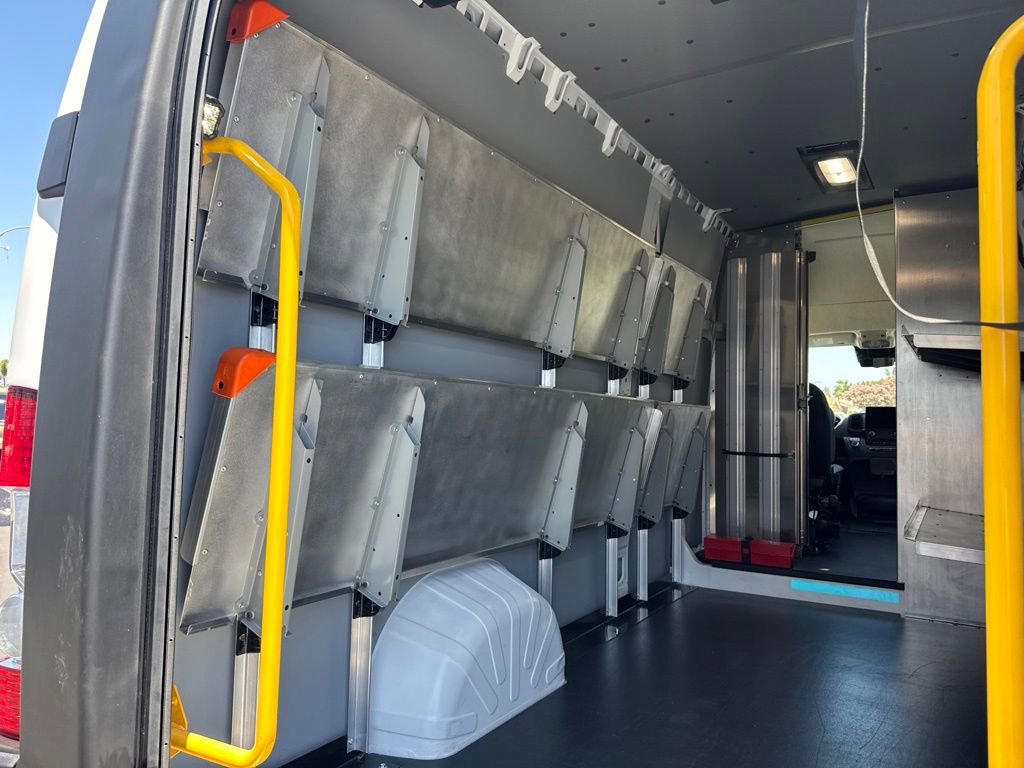 Used 2024 RAM ProMaster 3500 w/ Delivery Van Package FWD image 11