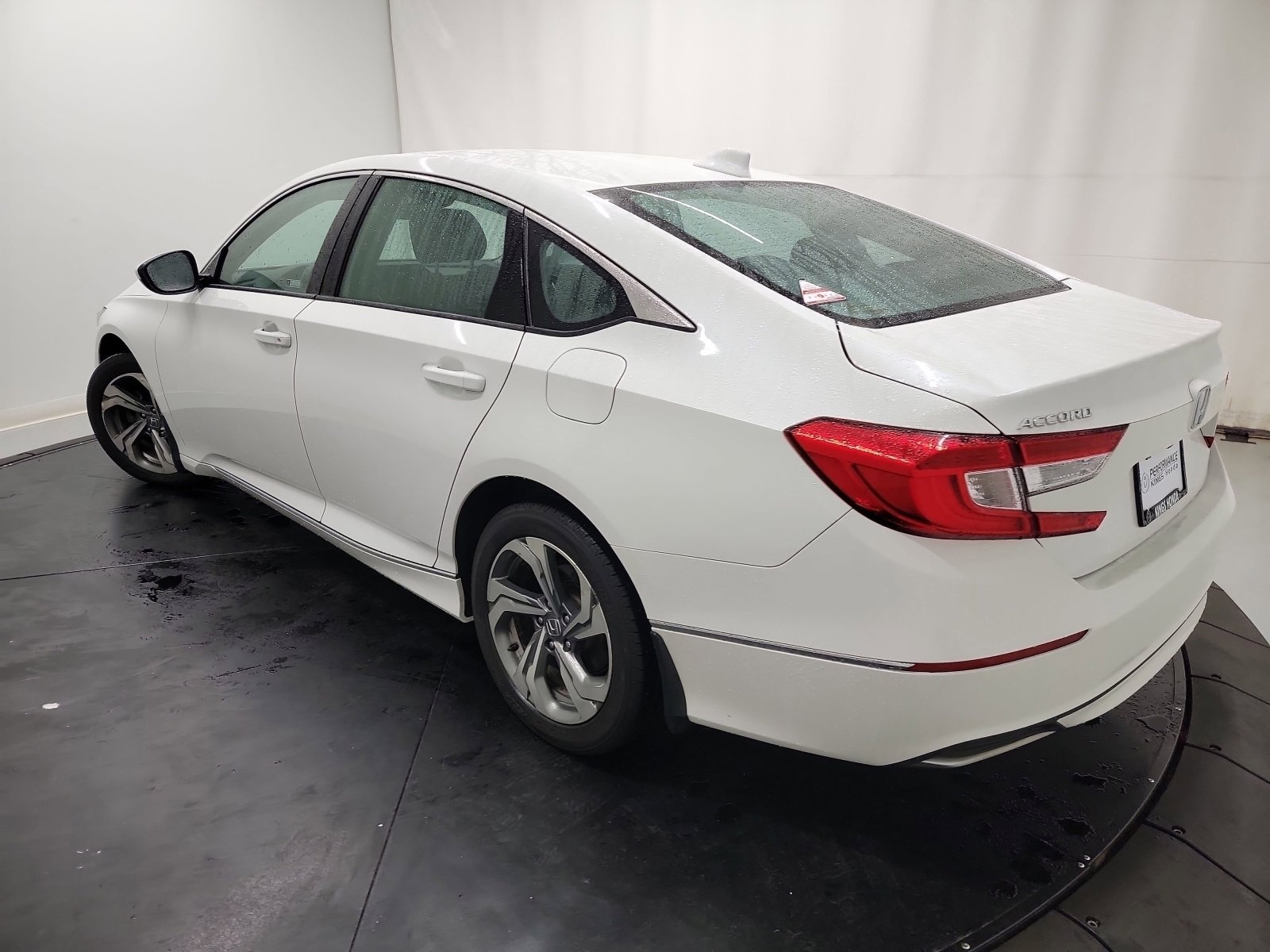 Used 2018 Honda Accord EX image 6