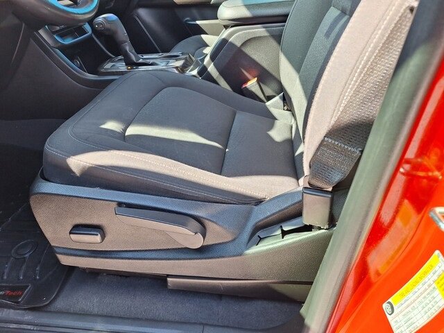 Used 2019 GMC Canyon SLE image 31