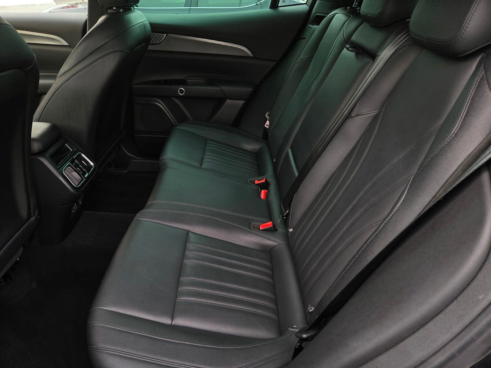 Used 2024 Maserati Grecale GT AWD/4WD image 11