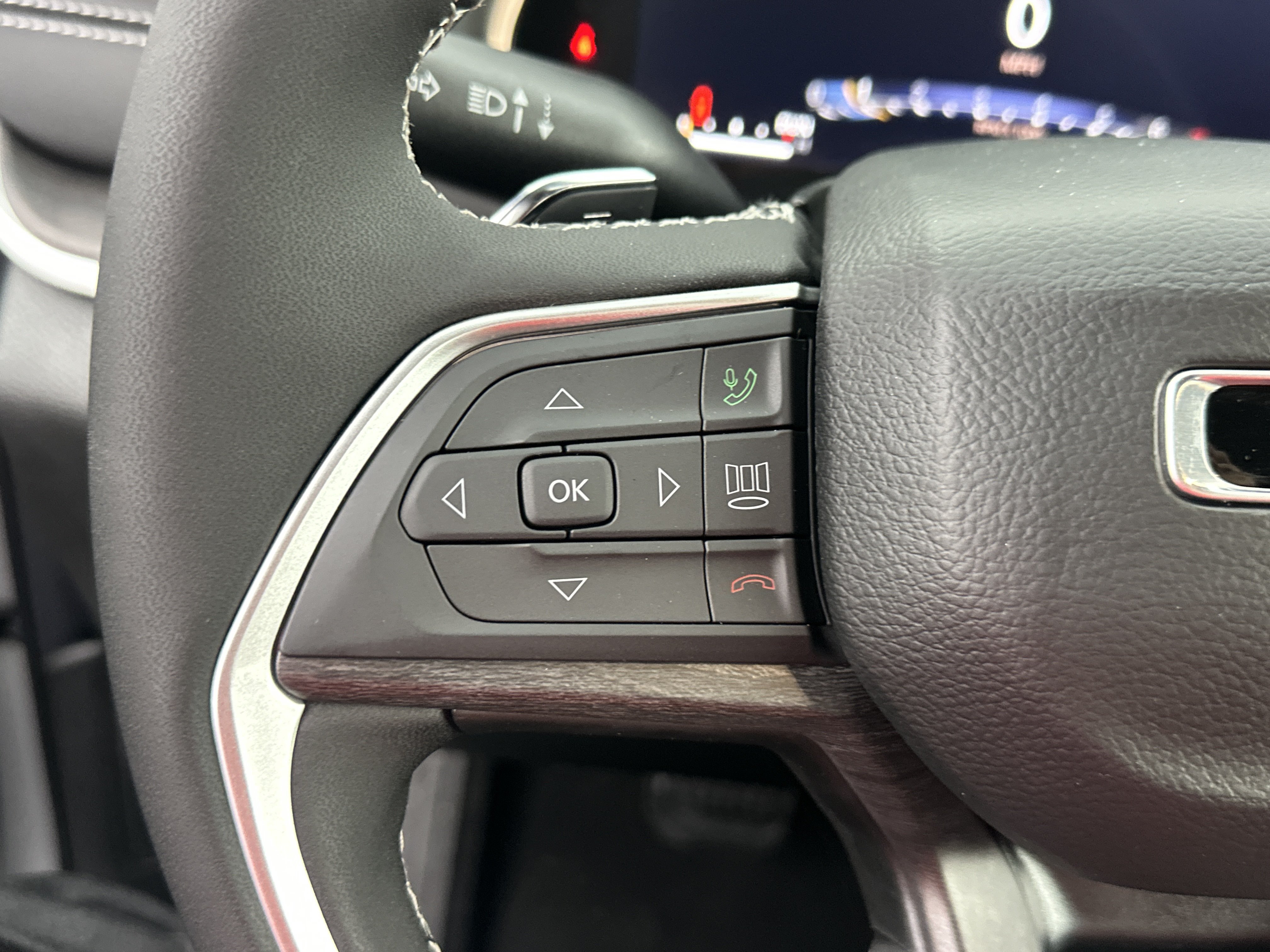 New 2026 Jeep Grand Cherokee Altitude AWD/4WD image 11