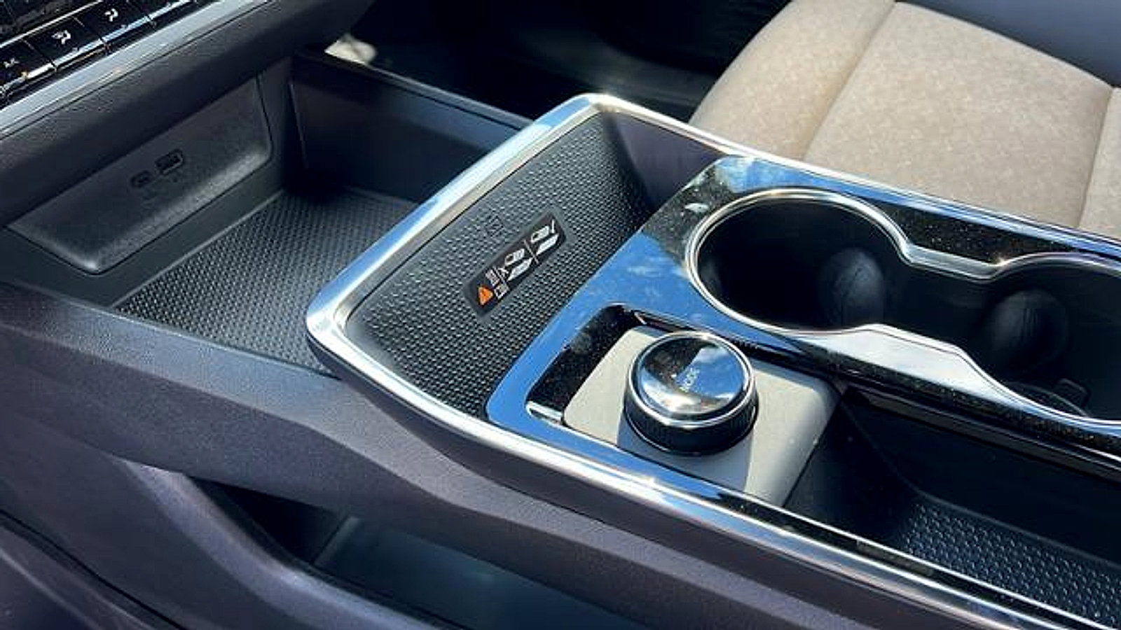 New 2026 Chevrolet Equinox ACTIV w/ Convenience Package III image 20