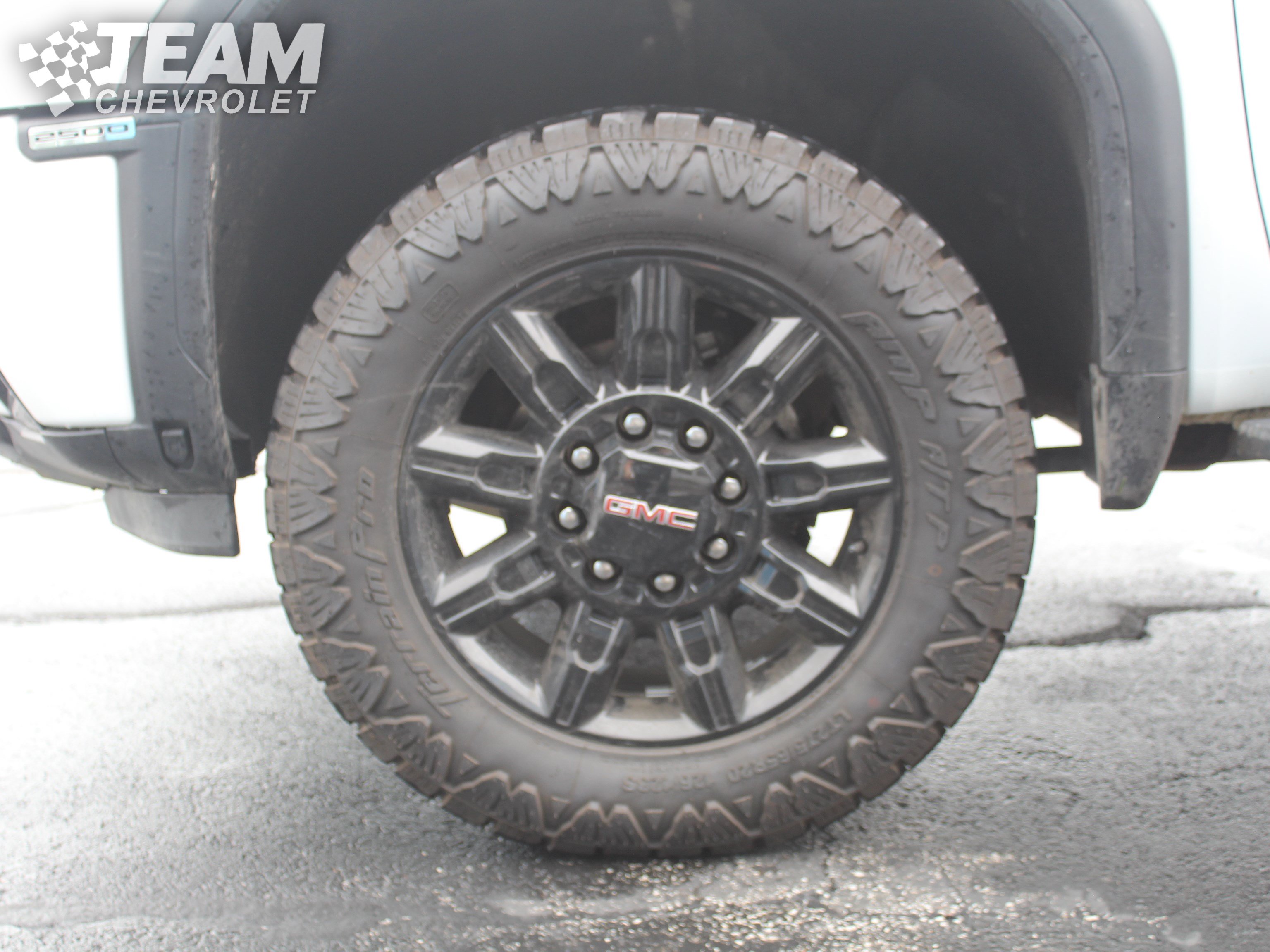 Certified 2025 GMC Sierra 2500 AT4 w/ AT4 Premium Plus Package AWD/4WD image 32