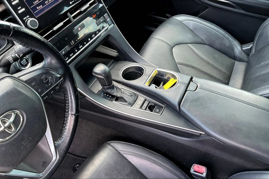 Used 2019 Toyota Avalon XLE FWD image 9