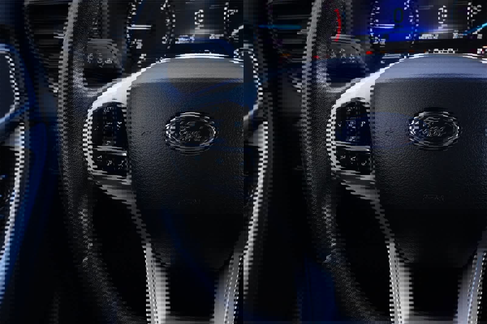 Used 2022 Ford Explorer XLT image 10