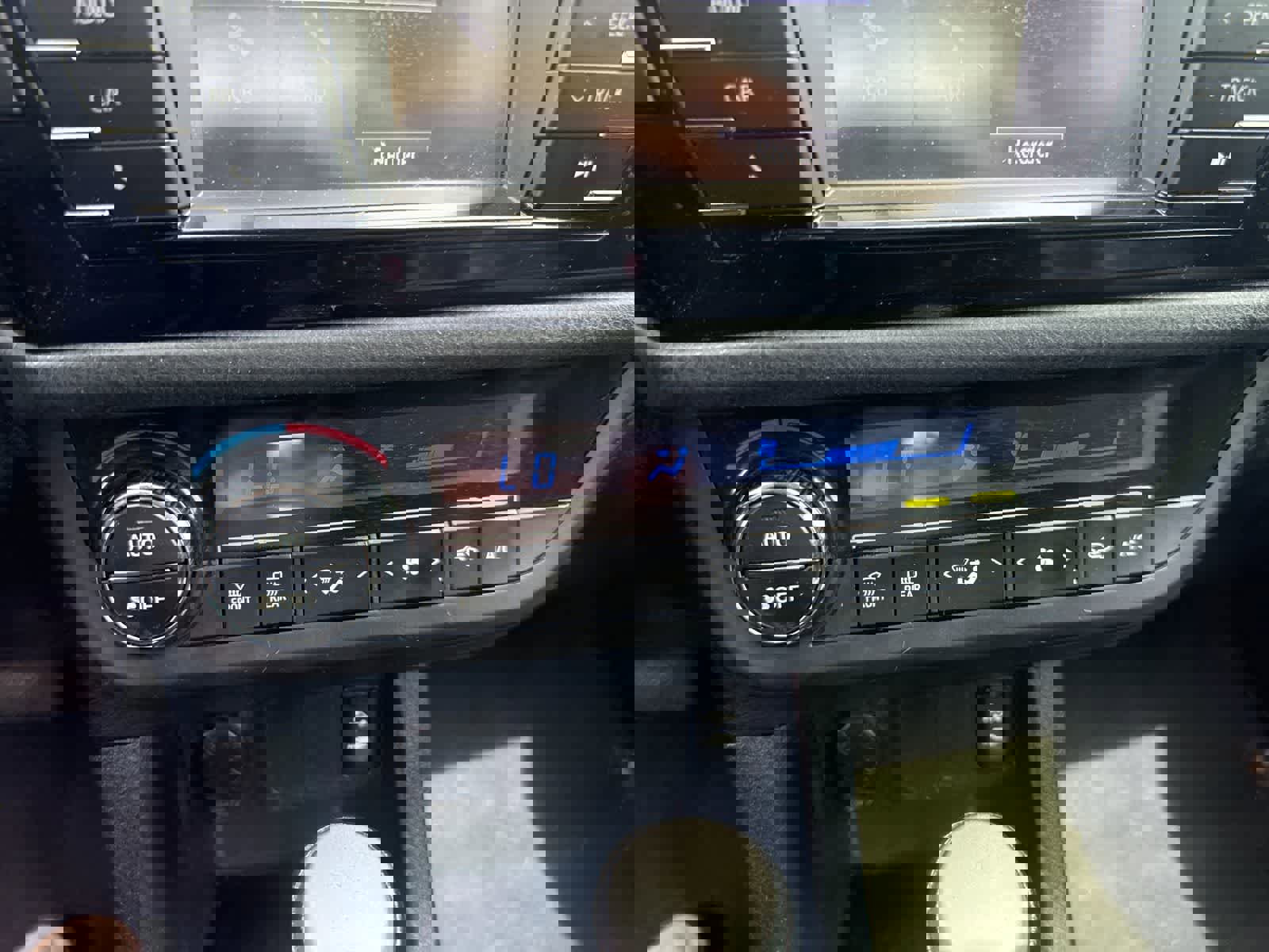 Used 2014 Toyota Corolla S image 26