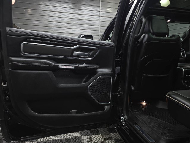 Used 2019 RAM 1500 Laramie w/ Sport Appearance Package AWD/4WD image 38