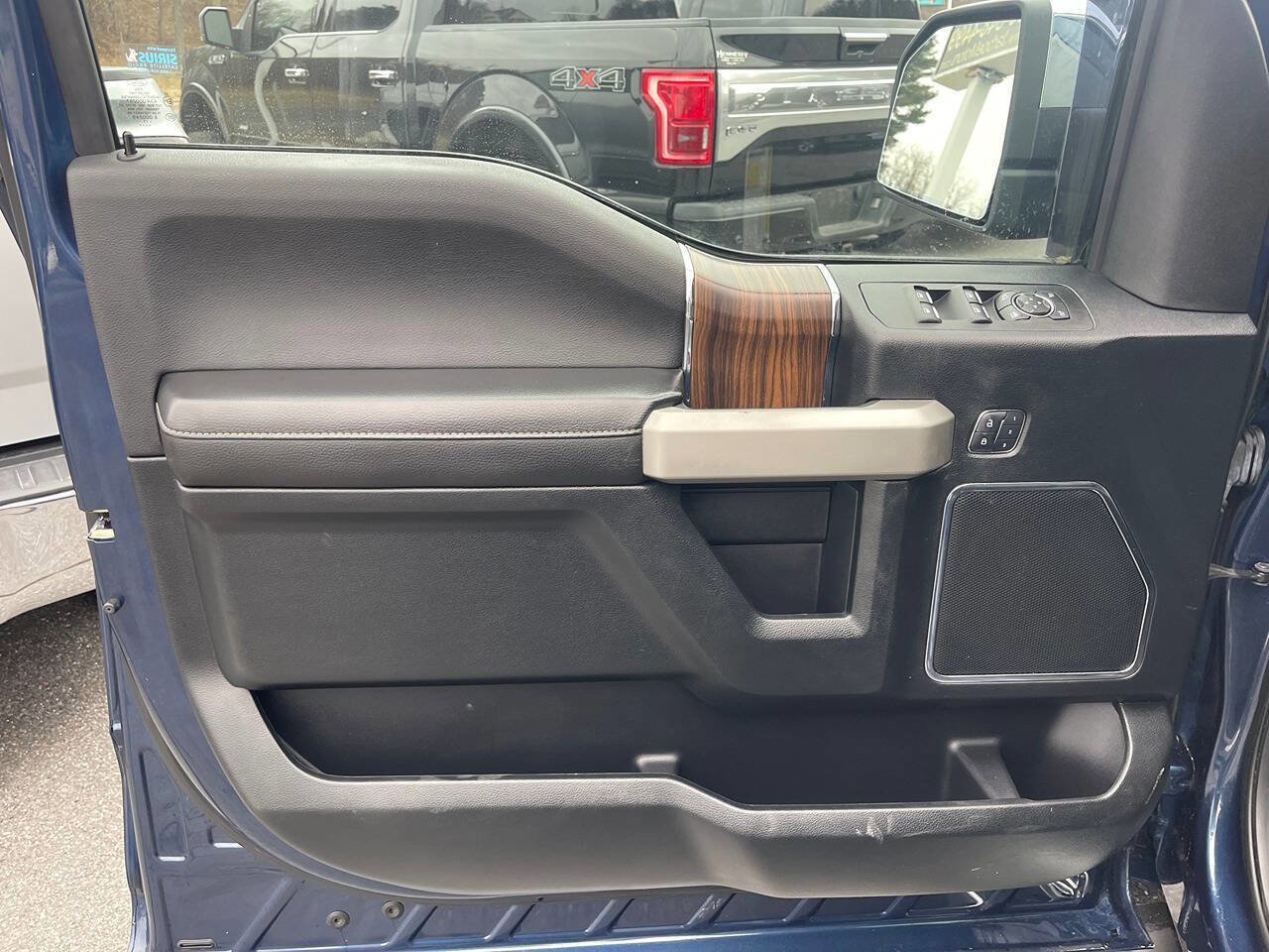 Used 2017 Ford F150 Lariat w/ Equipment Group 502A Luxury image 25