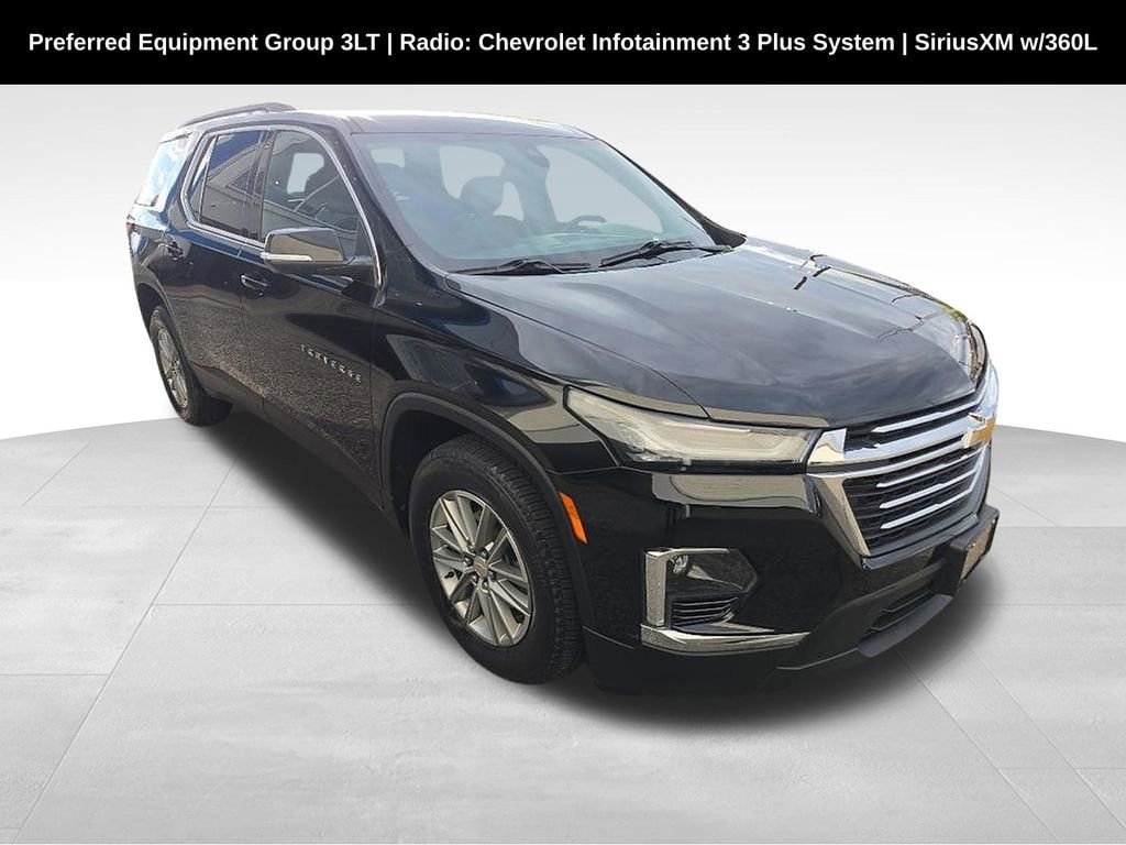 Used 2023 Chevrolet Traverse LT AWD/4WD image 1