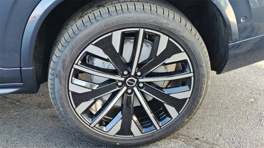 New 2026 Volvo XC90 B6 Ultra image 33