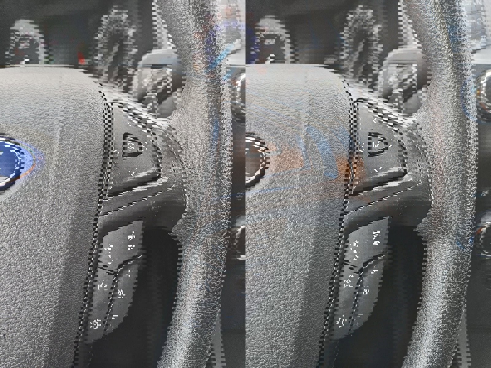 Used 2016 Ford Edge SE image 15