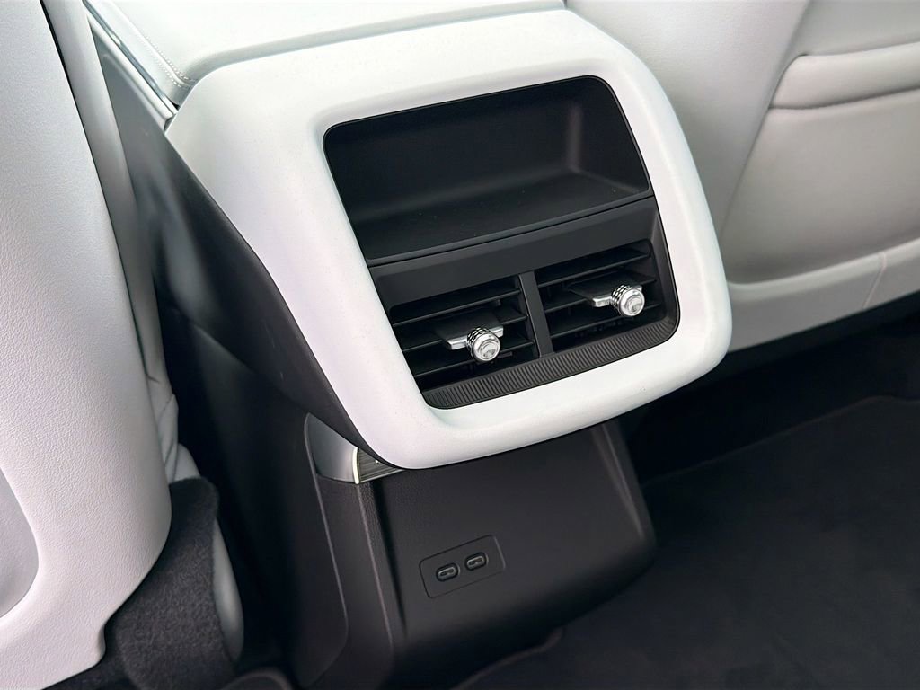 New 2025 Cadillac Lyriq Sport image 26