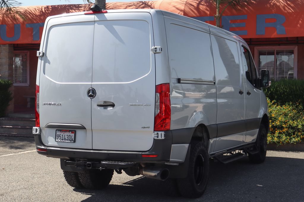 Used 2020 Mercedes-Benz Sprinter 3500 image 10