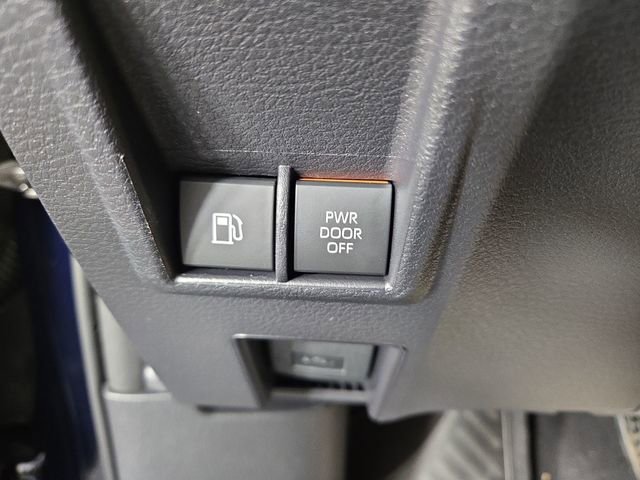 New 2025 Toyota Sienna XLE image 29