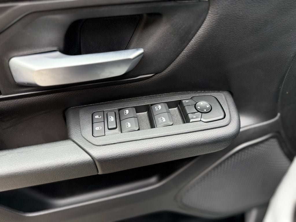 New 2026 RAM 1500 Tradesman AWD/4WD image 20