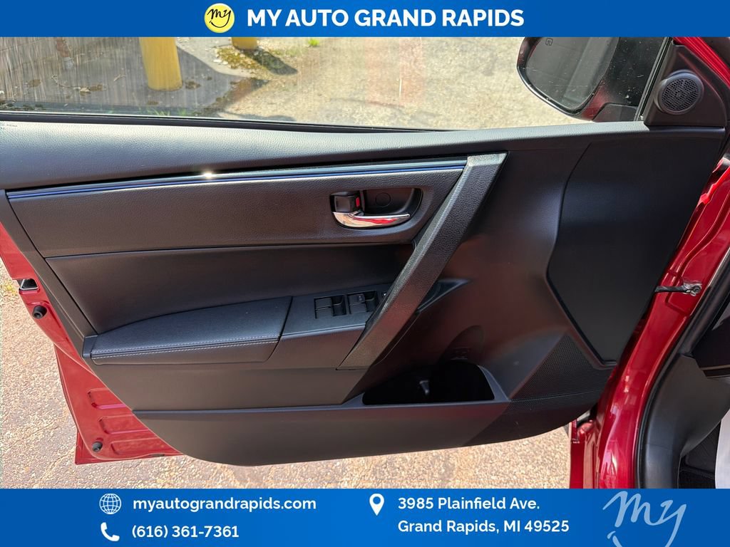 Used 2019 Toyota Corolla SE FWD image 10
