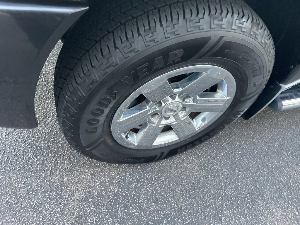 Used 2012 Nissan Titan SV w/ SV Value Truck Pkg image 15