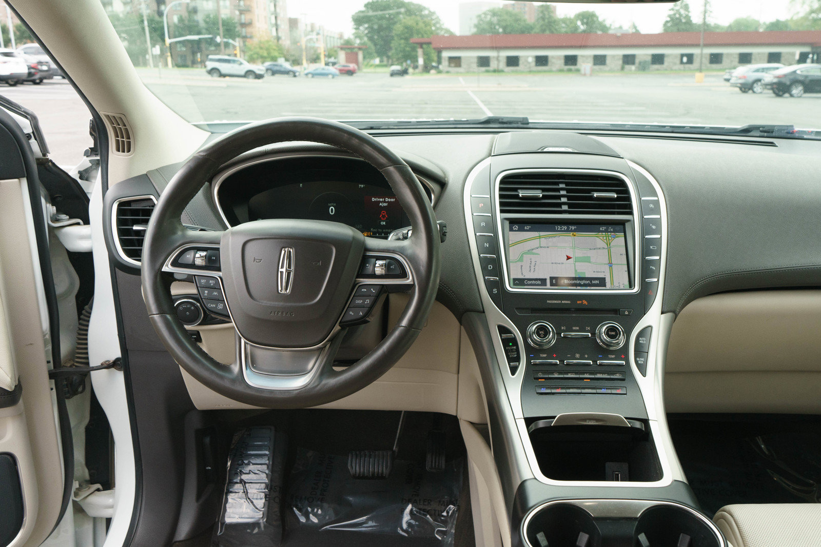 Used 2020 Lincoln Nautilus Reserve w/ Equipment Group 201A AWD/4WD image 12
