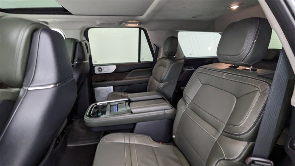 Used 2023 Lincoln Navigator Black Label image 37
