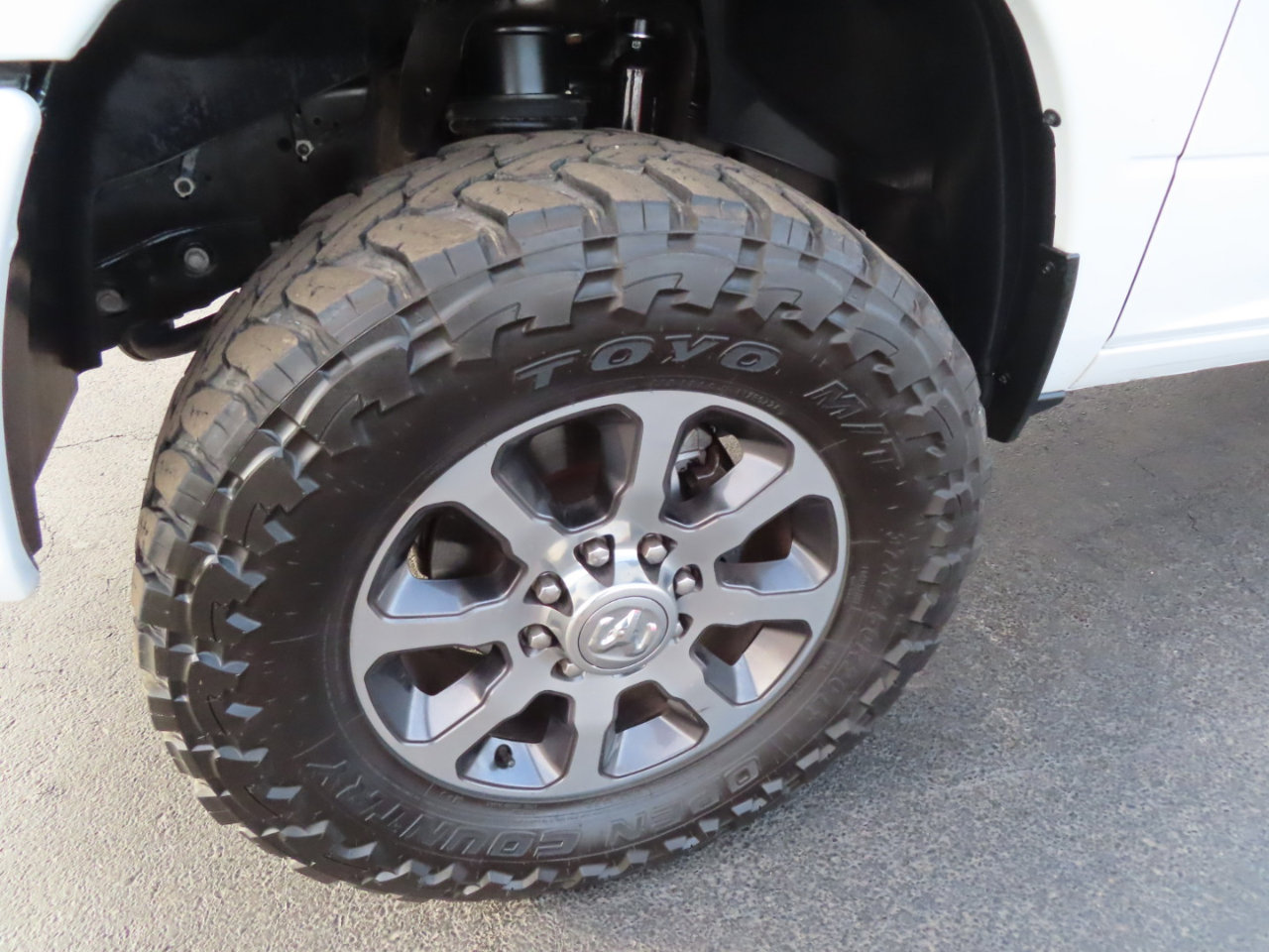 Used 2022 RAM 2500 Lone Star w/ Lone Star Silver Edition image 11