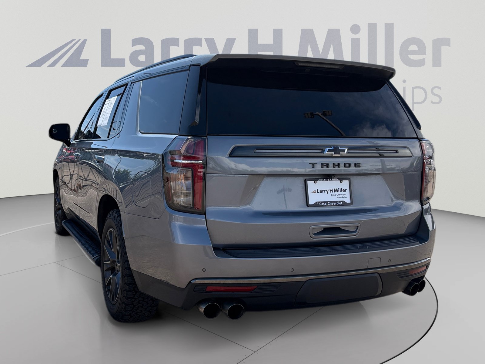 Used 2022 Chevrolet Tahoe Z71 w/ Z71 Off-Road Package AWD/4WD image 3