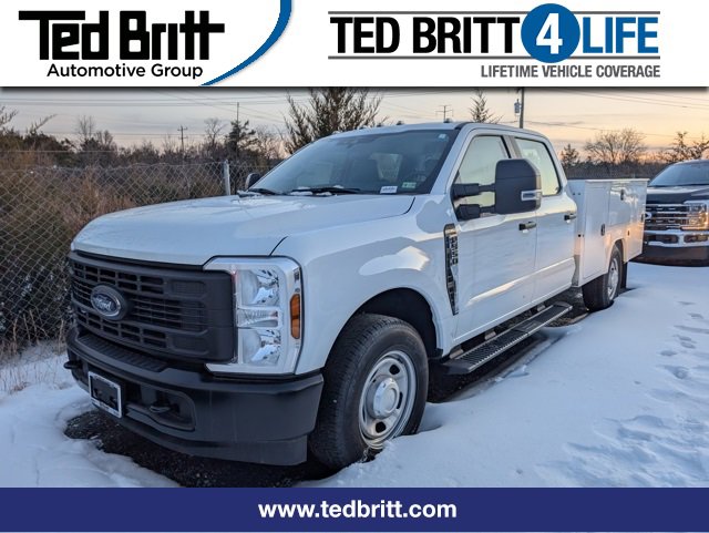 Used 2024 Ford F350 XL image 1