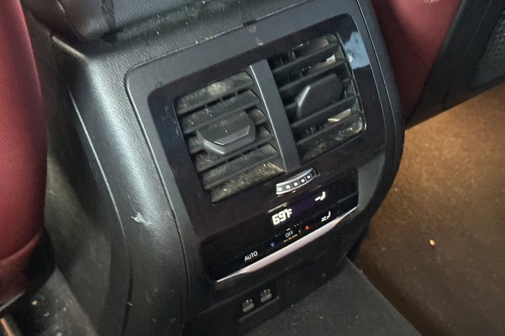 Used 2024 BMW X3 sDrive30i w/ Convenience Package image 13