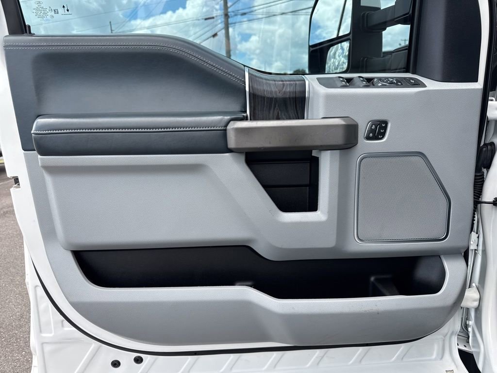 Used 2022 Ford F450 Limited w/ FX4 Off-Road Package image 33