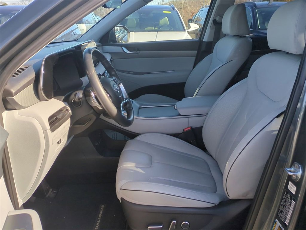 Used 2023 Hyundai Palisade SEL w/ Premium Package image 22