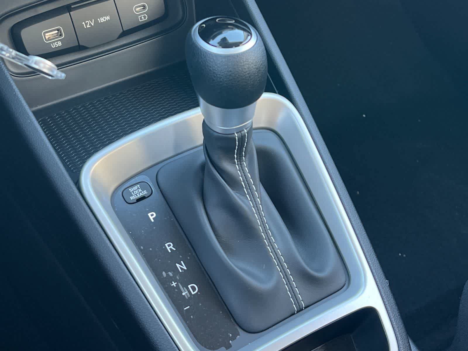 New 2026 Hyundai Venue SE FWD image 21