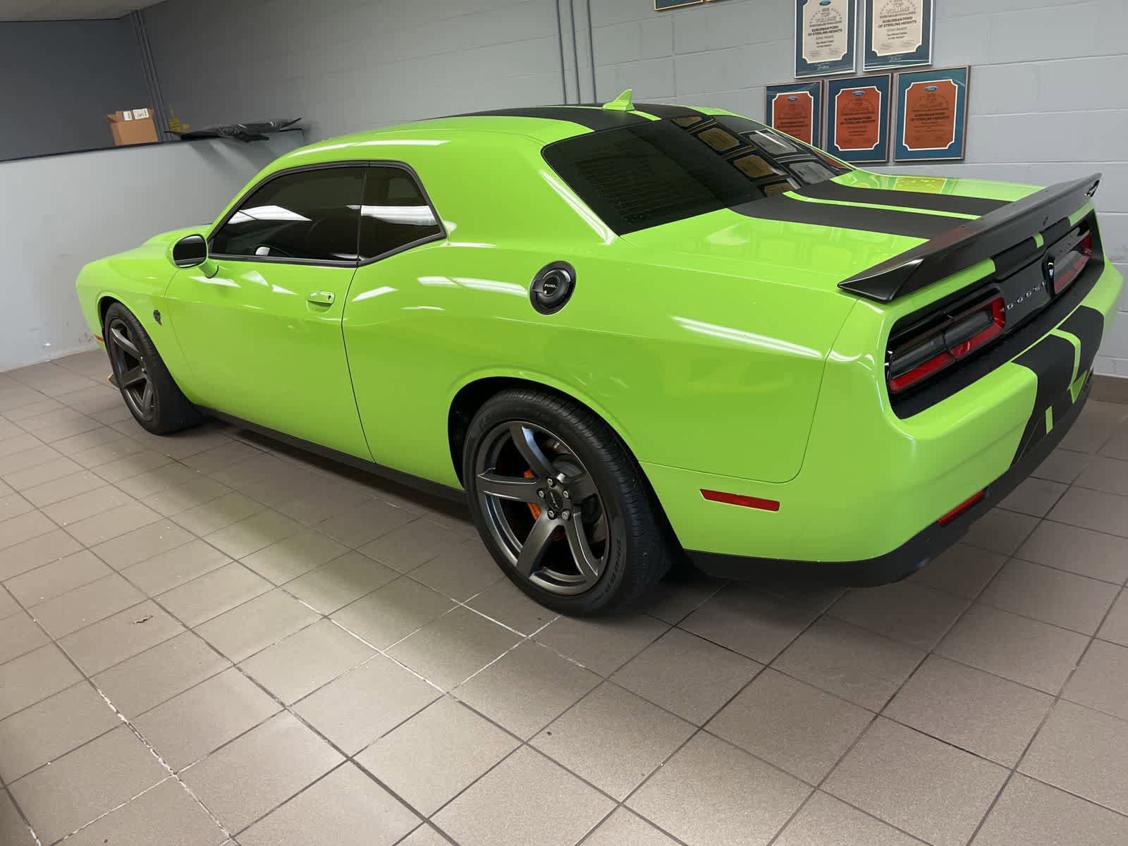Used 2019 Dodge Challenger SRT Hellcat w/ Plus Package RWD image 6