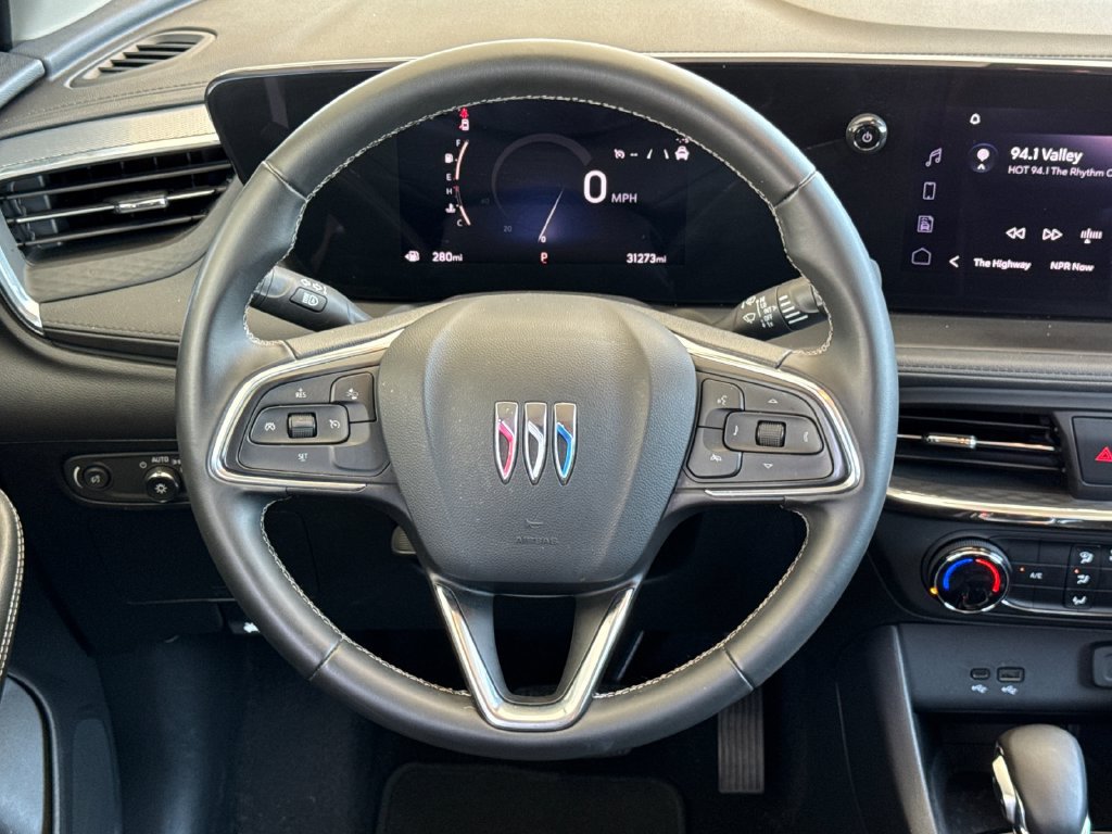 Used 2025 Buick Encore GX Preferred FWD image 14