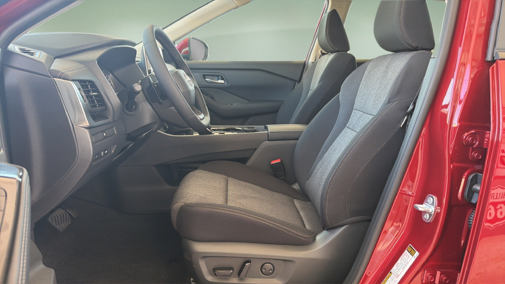 New 2026 Nissan Rogue SV AWD/4WD image 22