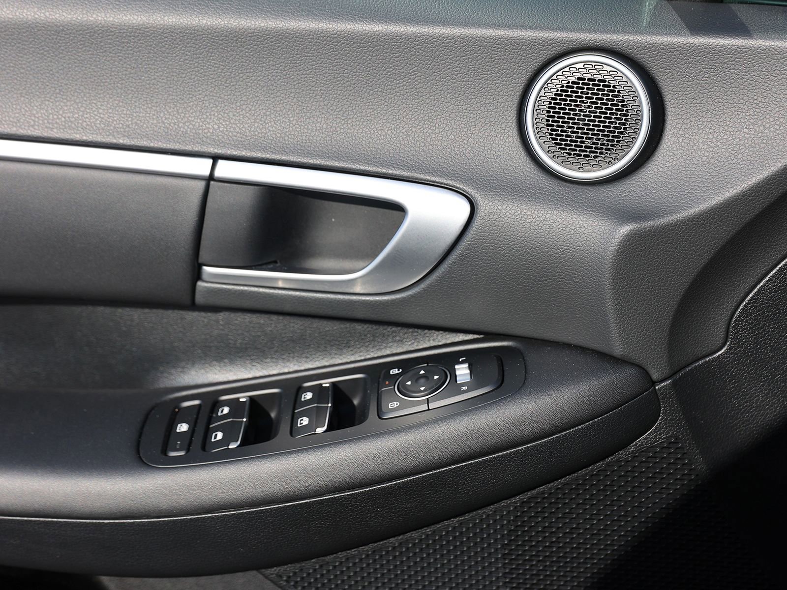 Certified 2024 Hyundai Sonata SEL image 32