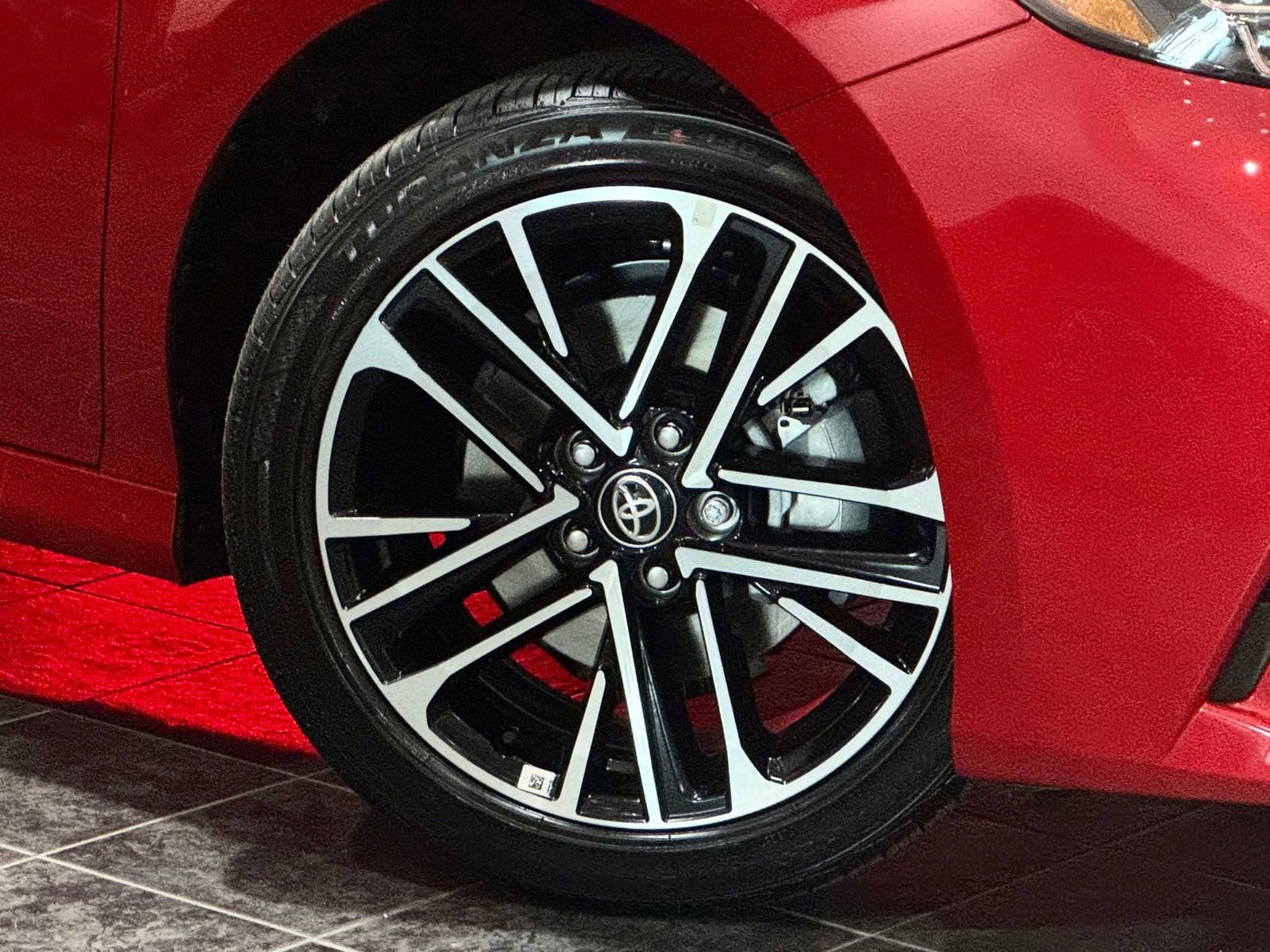 New 2026 Toyota Camry XLE AWD/4WD video 2