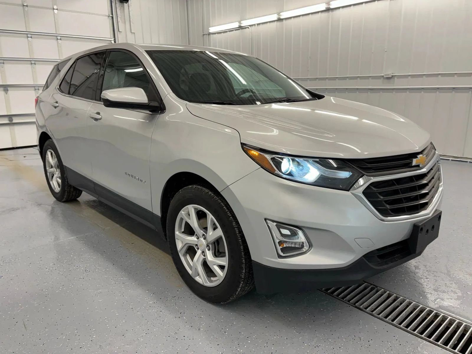 Used 2019 Chevrolet Equinox LT FWD image 12