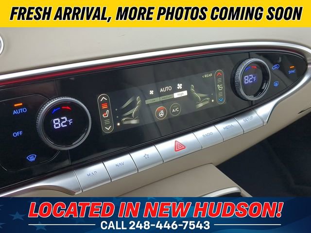 Used 2025 Genesis GV70 3.5T Sport w/ Sport Advanced Package AWD/4WD image 14