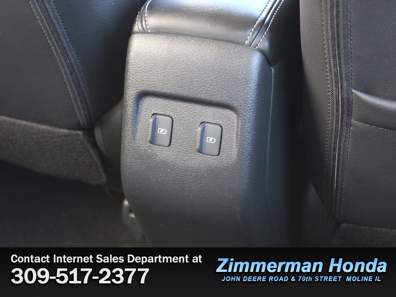 Used 2024 Nissan Kicks SR w/ SR Premium Package image 9