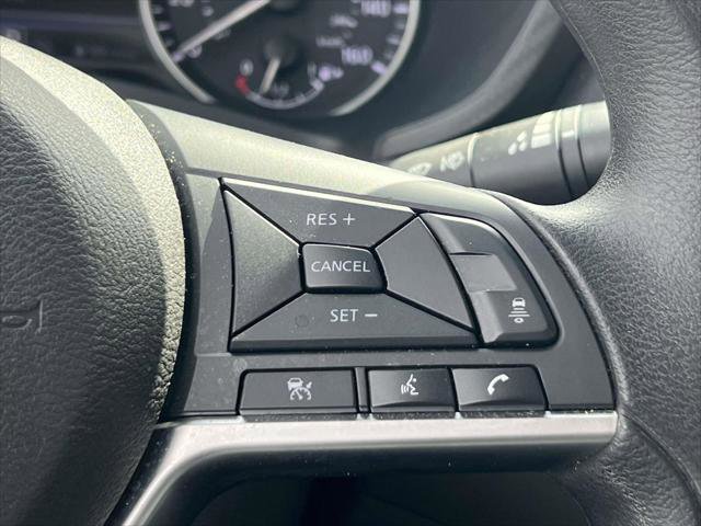 Used 2025 Nissan Sentra SV FWD image 24